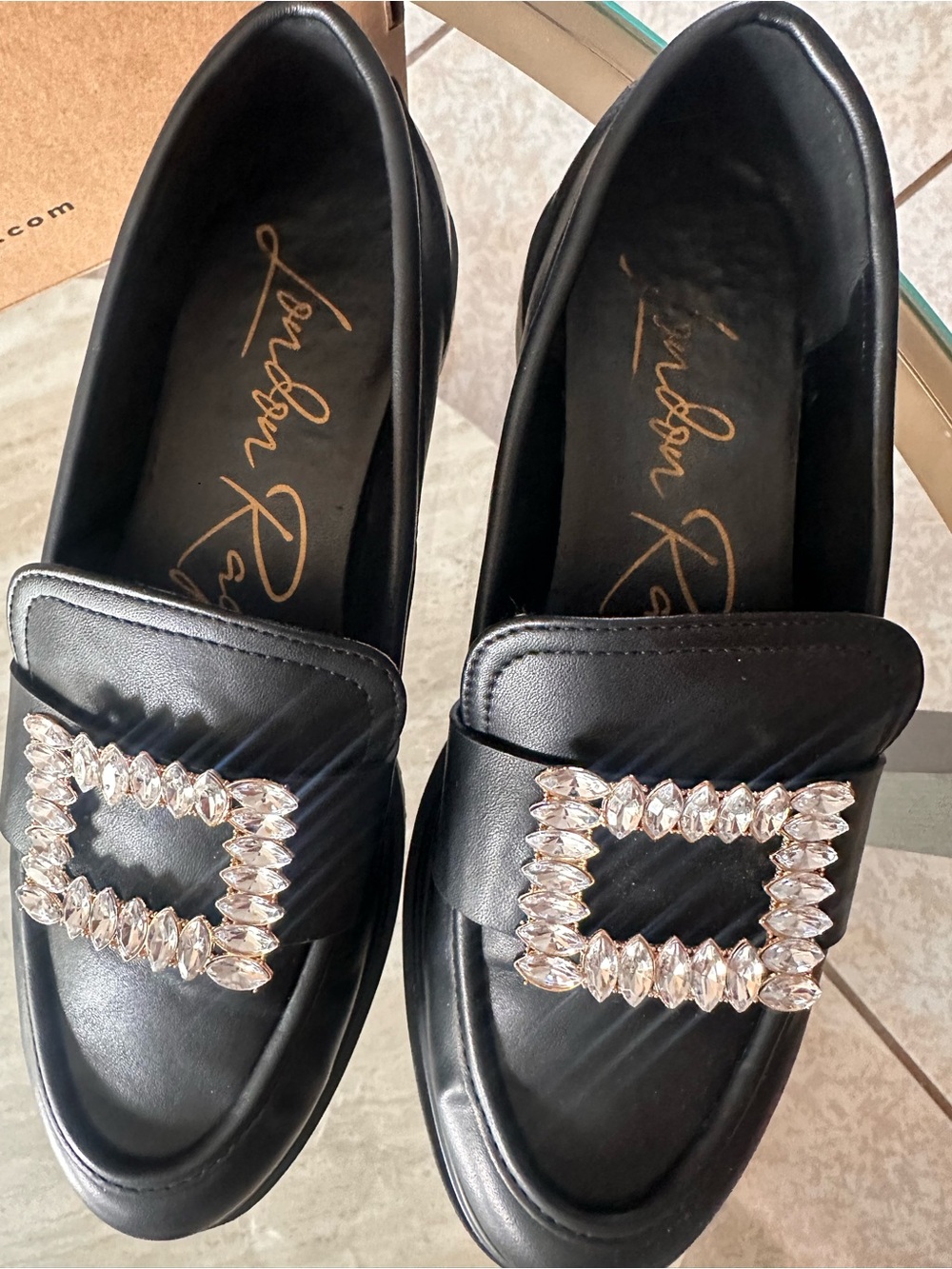 London Rag Loafers - Picture 2 of 5